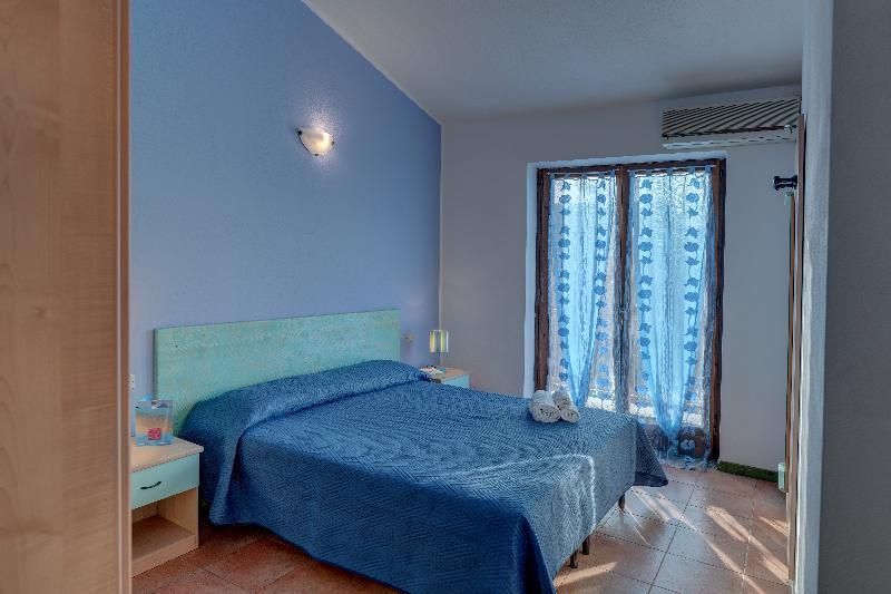 Residence Le Pavoncelle Санта-Тереза-Галлура Екстер'єр фото