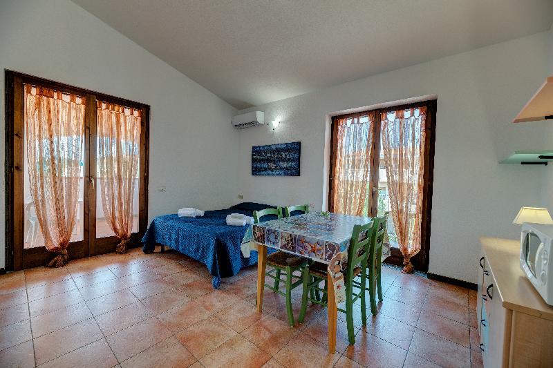 Residence Le Pavoncelle Санта-Тереза-Галлура Екстер'єр фото